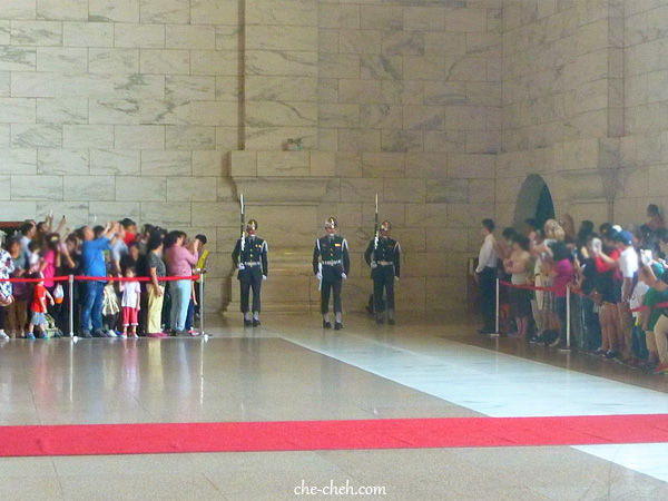The Start Of Changing Of The Guards @ Chiang Kai-Shek Memorial Hall, Taipei